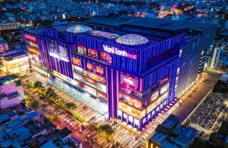 Vạn Hạnh Mall - tiện ích ngoại khu Richstar