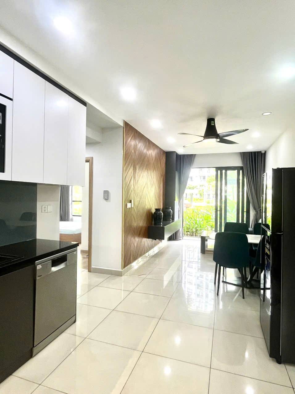 Căn hộ Trệt Emerald Celadon City 2PN – Vừa Ở Vừa Kinh Doanh, View Công Viên