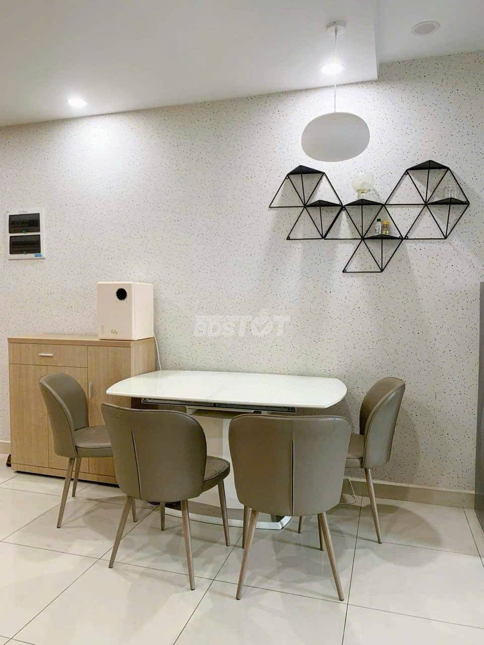 Hình ảnh thực tế căn hộ chung cư 2 phòng ngủ, 71m2, nội thất đầy đủ cho thuê tại Chung Cư Emerald, Celadon City