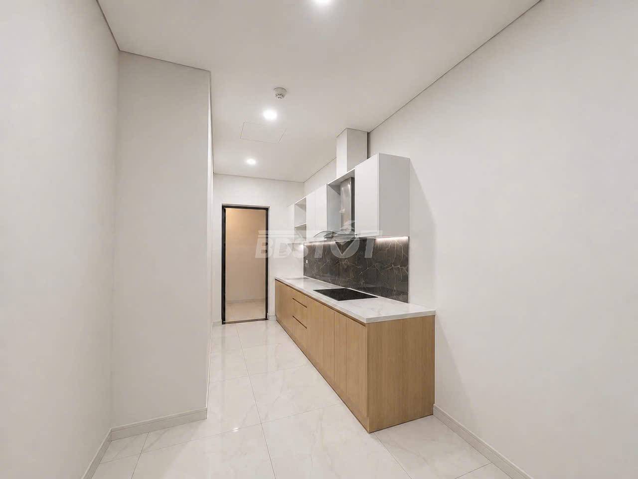 Hình ảnh thực tế căn hộ chung cư 3 phòng ngủ, 106m2, nội thất cơ bản cho thuê tại Diamond Alnata, Celadon City