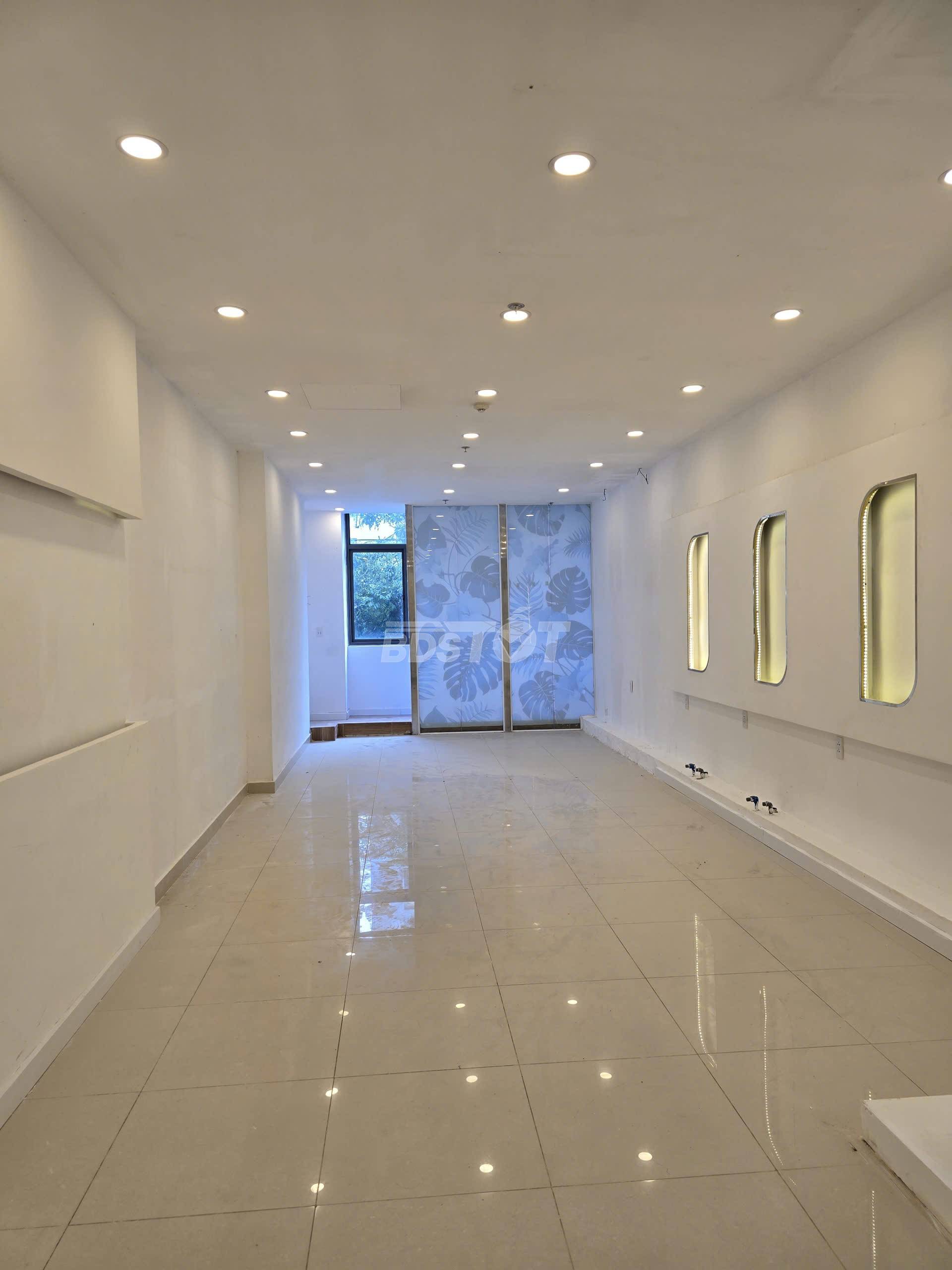 Hình ảnh thực tế shophouse, nhà phố thương mại 53m2 bán tại Richstar 1, Richstar Residence