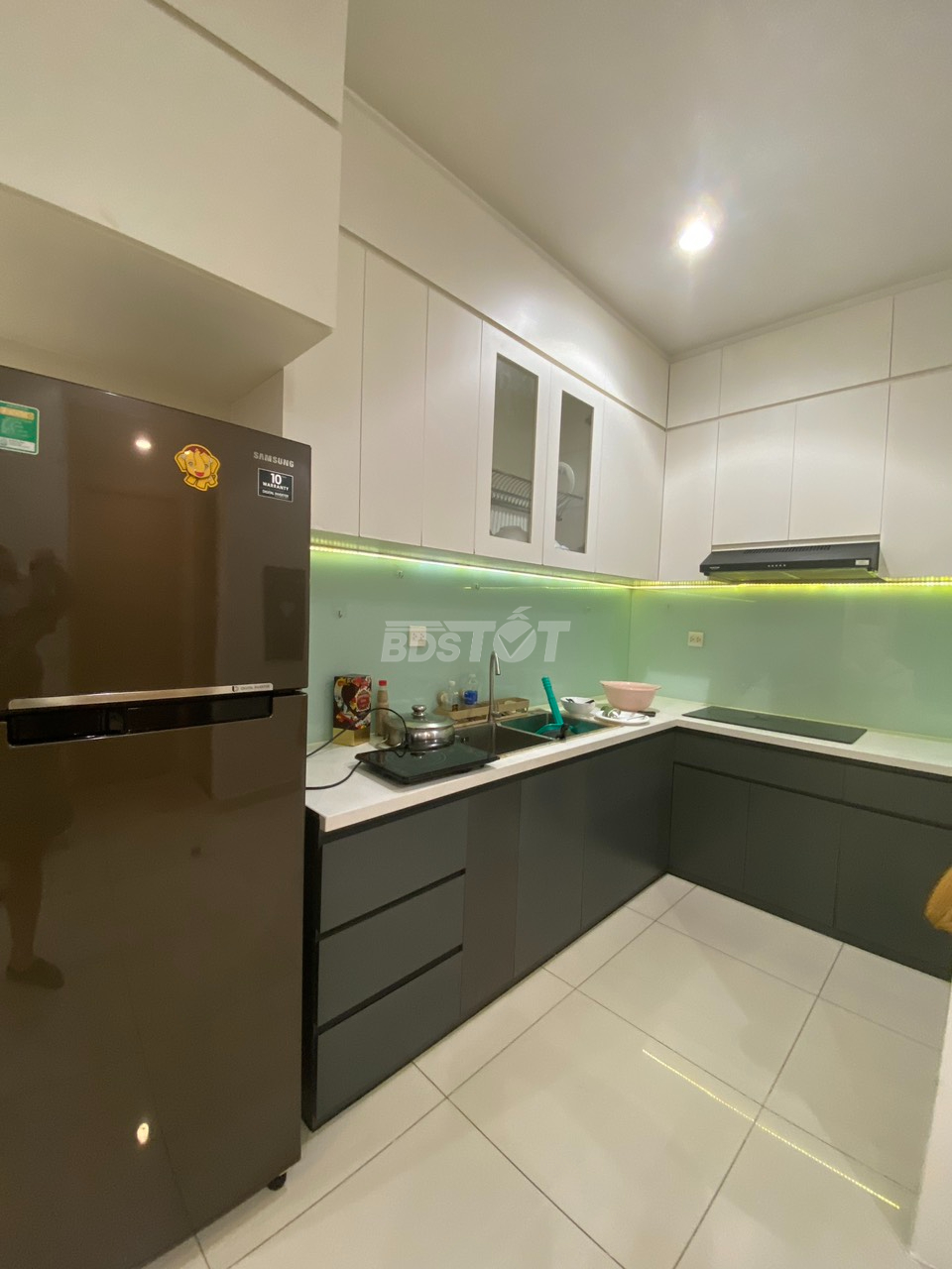 Khu bếp tham khảo cho căn hộ 65m² full nội thất tại Richstar 1