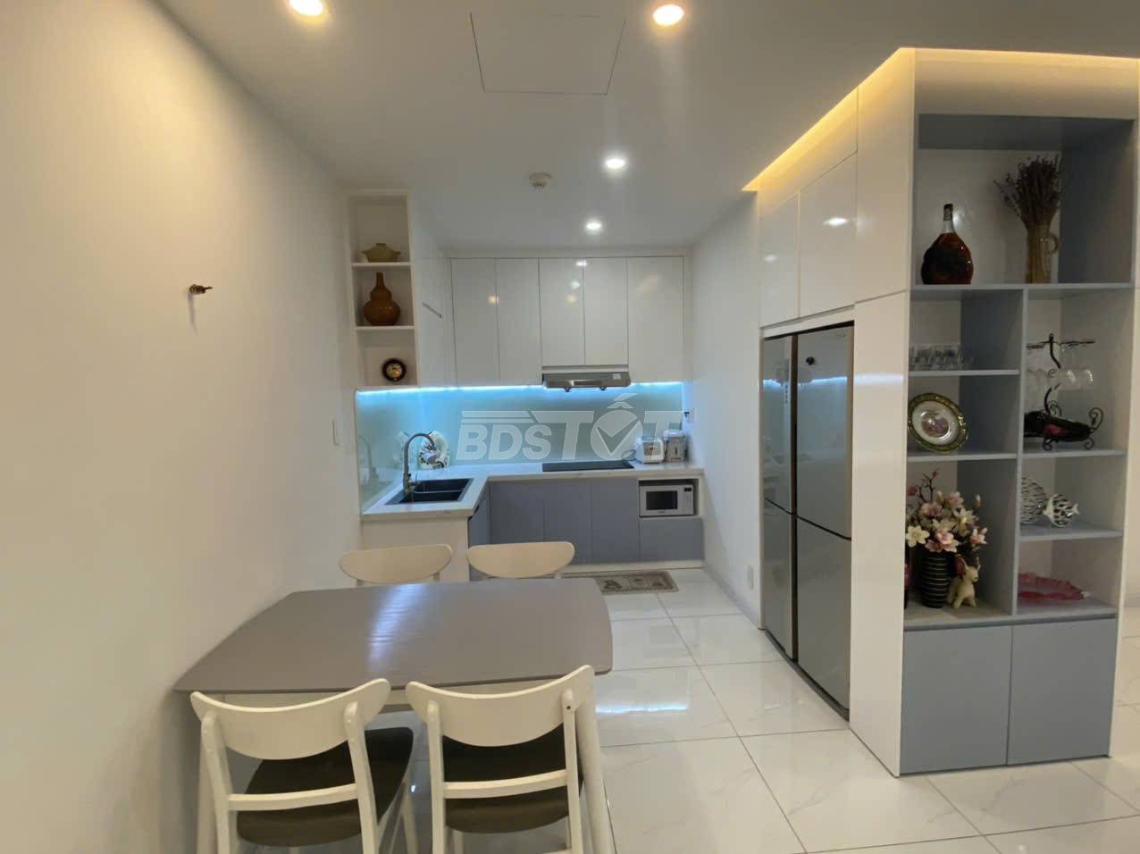 Khu bếp của căn hộ chung cư 1 phòng ngủ, 53m2, bán tại Richstar Residence
