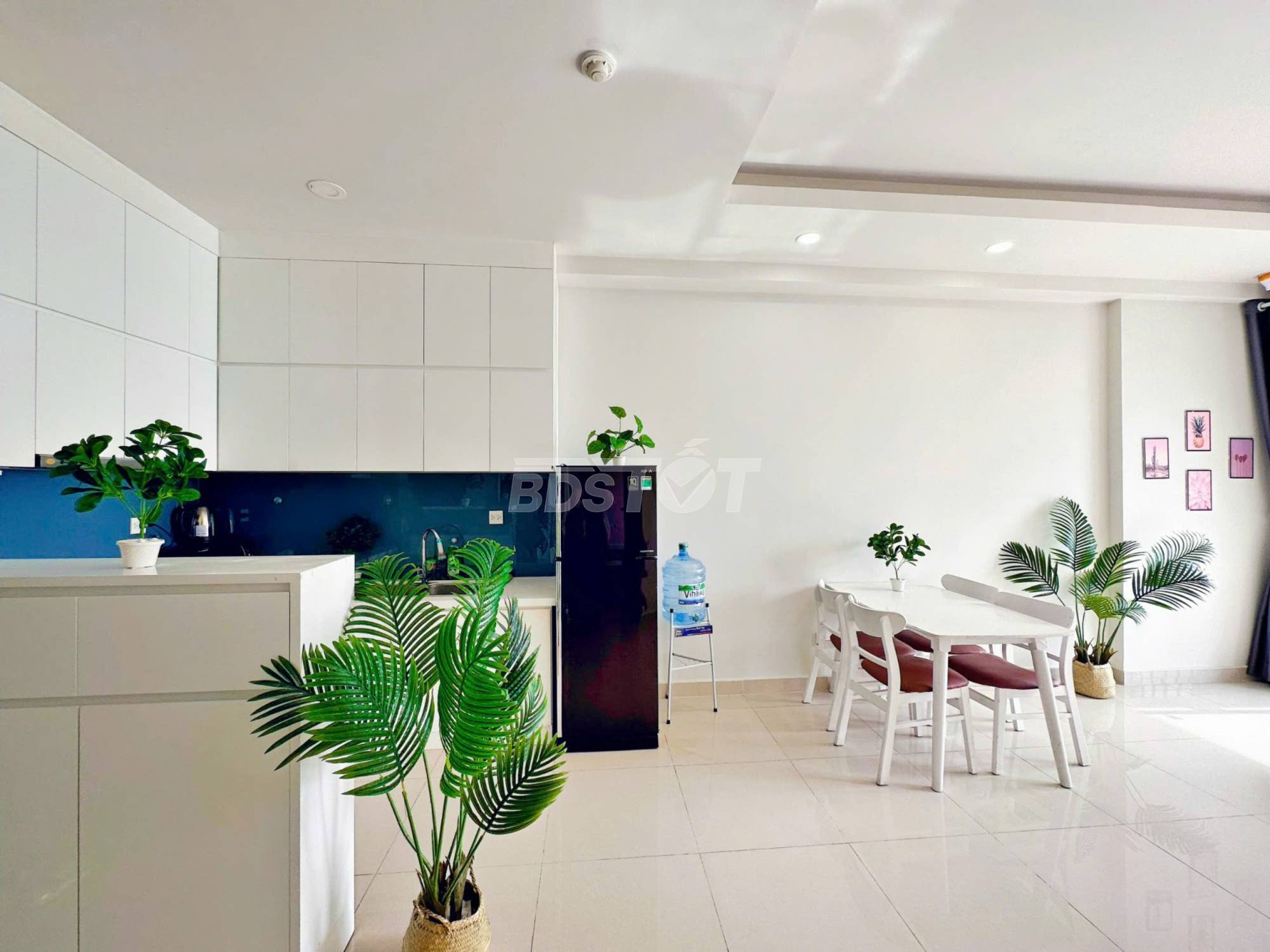 Khu bếp của căn hộ chung cư 2 phòng ngủ, 63m2, bán tại Richstar Residence