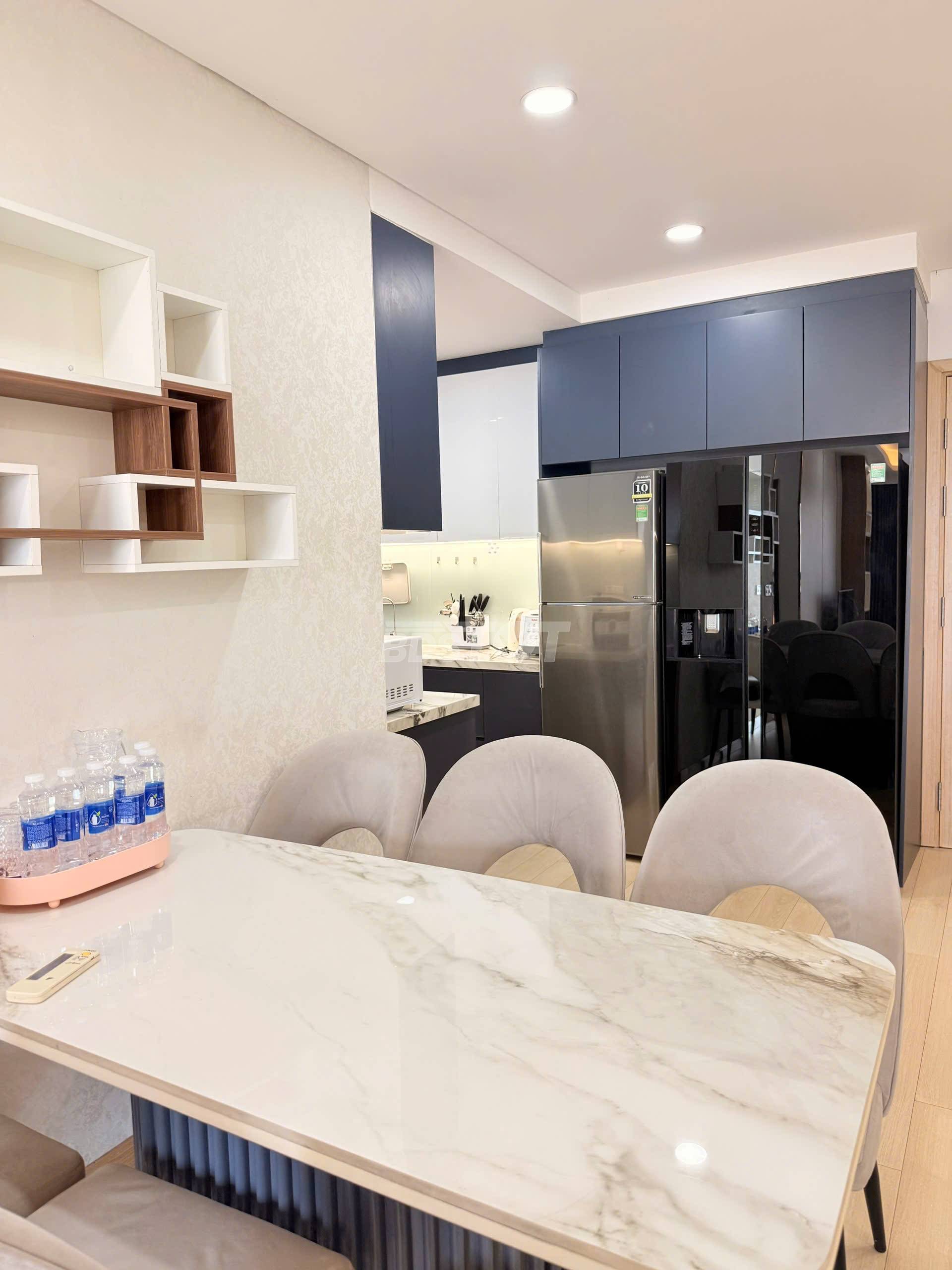 Khu vực bàn ăn của căn hộ chung cư tại Chung cư cao tầng, Hà Đô Centrosa Garden