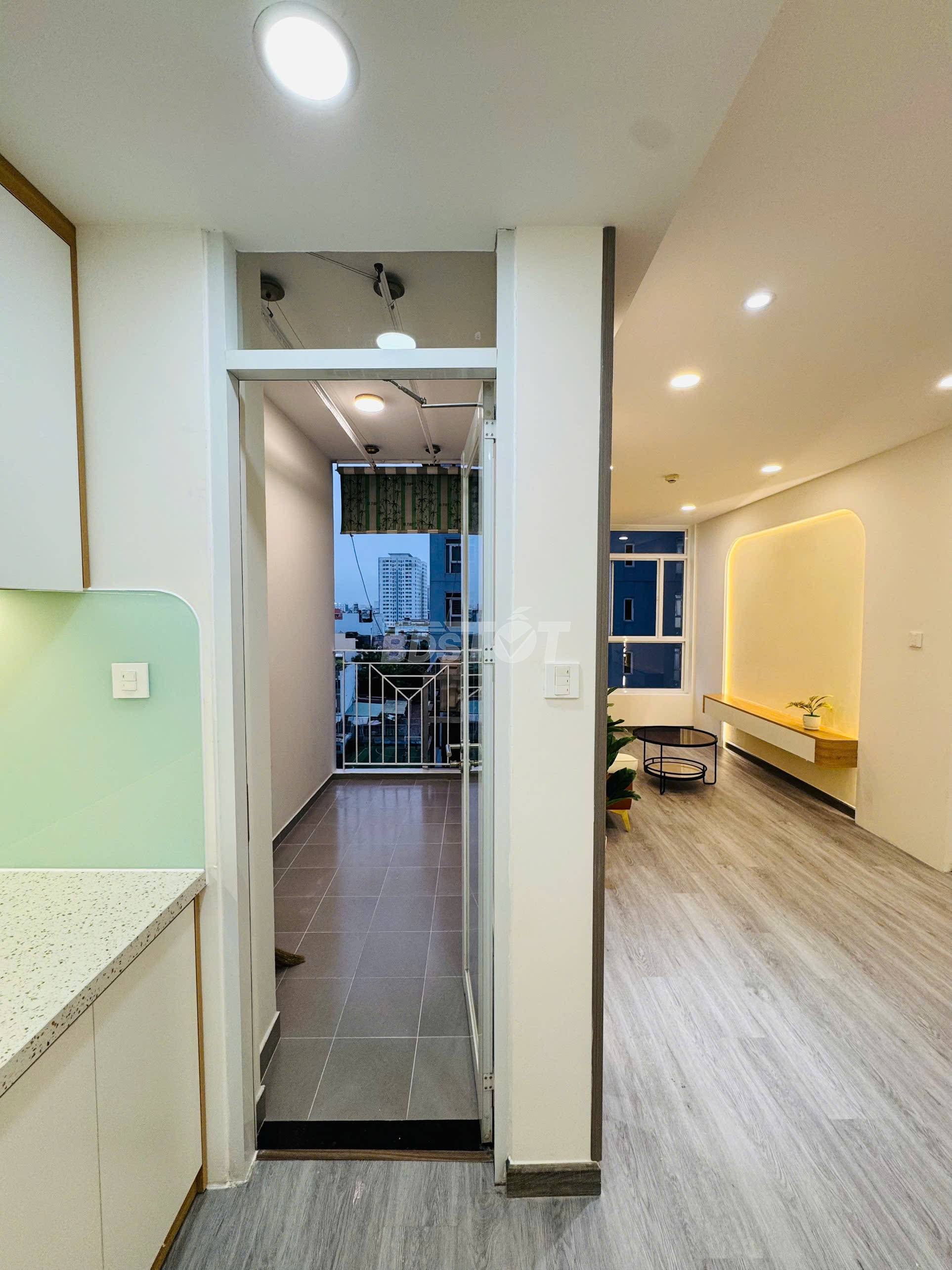 Lô gia căn hộ chung cư valeo đầm sen 87m 3pn2wc bán
