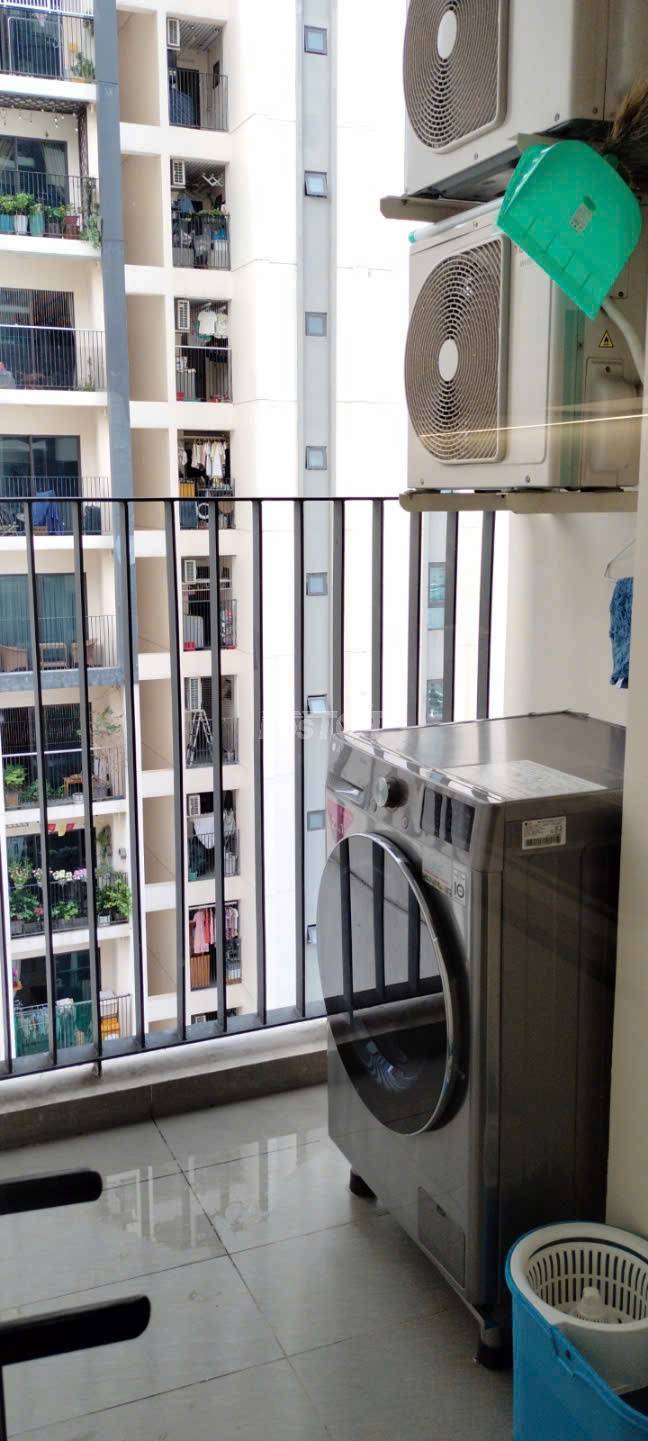 Lô gia của căn hộ chung cư tại Chung cư cao tầng, Hà Đô Centrosa Garden