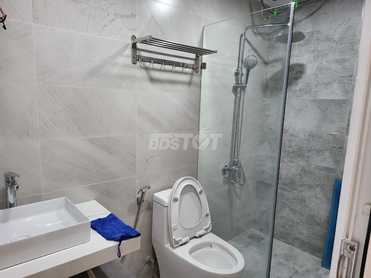 Nhà tắm của căn hộ chung cư tại Chọn phân khu, Valéo Đầm Sen