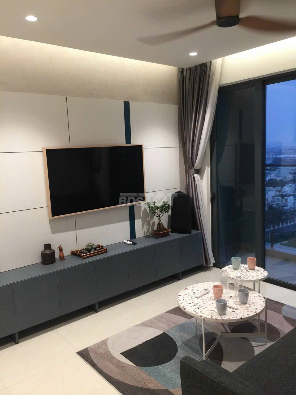 Phòng khách của căn hộ chung cư bán tại Celadon City
