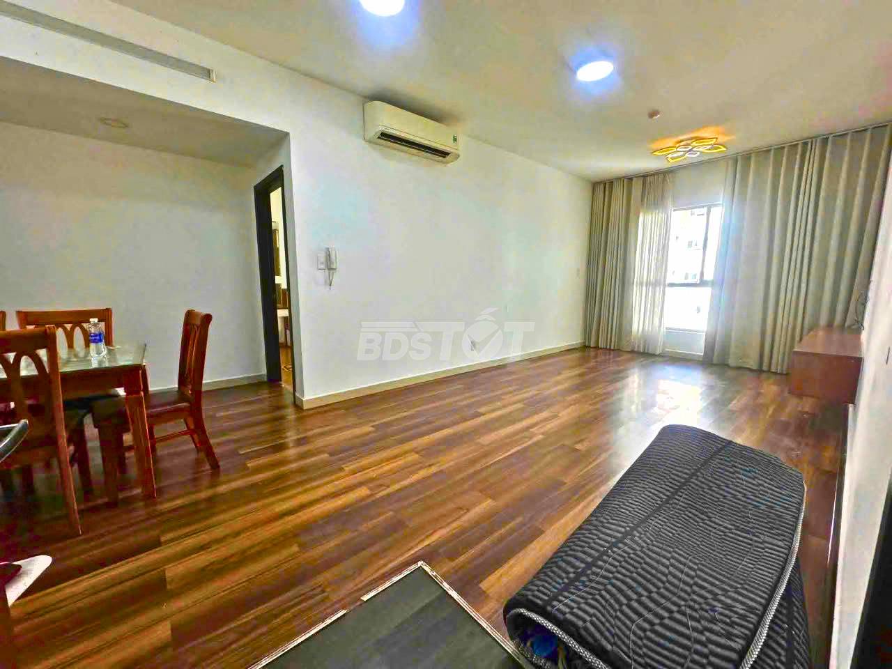 Phòng khách của căn hộ chung cư 3 phòng ngủ, 75m2, nội thất đầy đủ cho thuê tại Celadon City