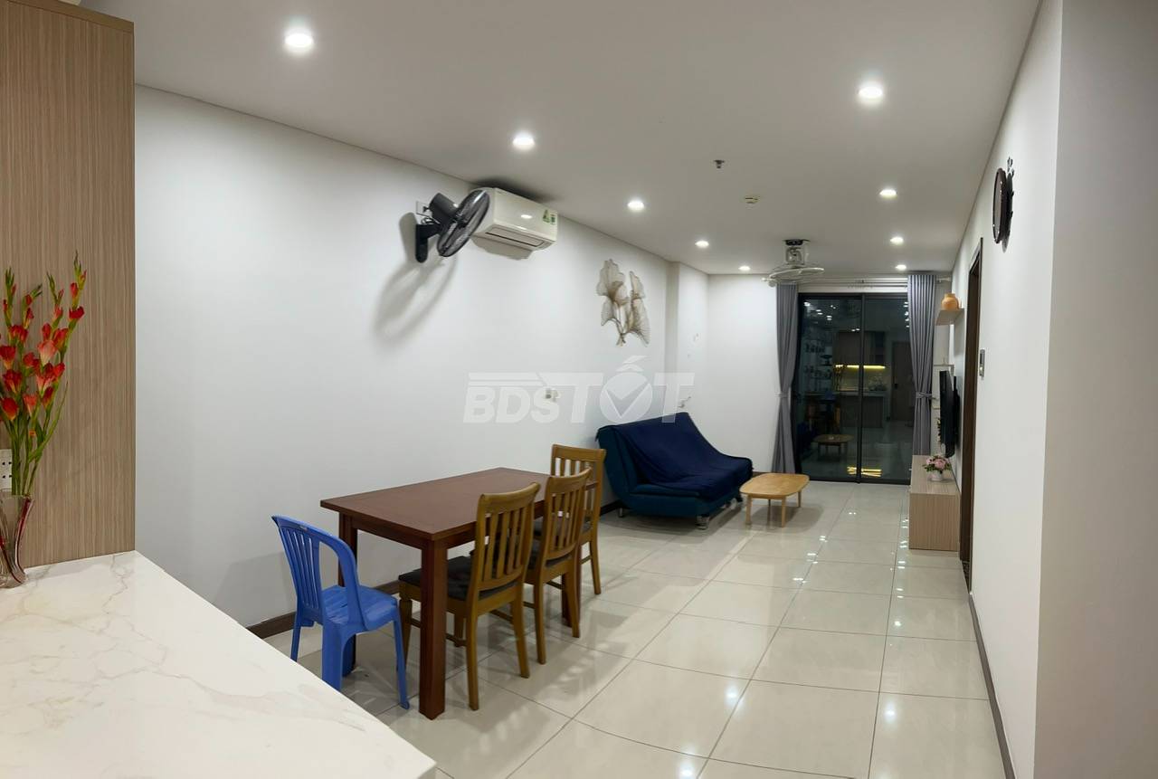 Phòng khách của căn hộ chung cư tại Chung cư cao tầng, Hà Đô Centrosa Garden