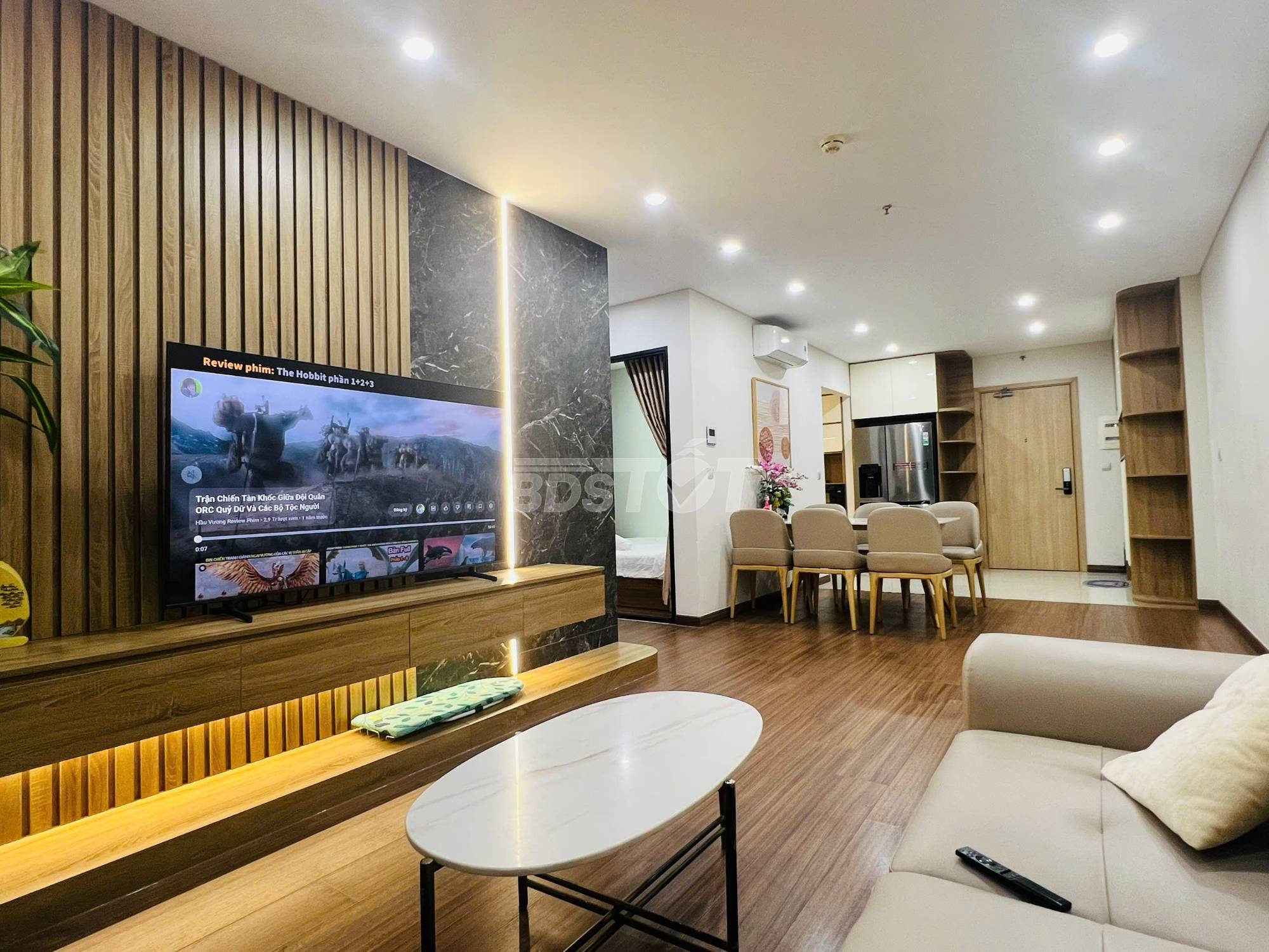 Phòng khách của căn hộ chung cư tại Chung cư cao tầng, Hà Đô Centrosa Garden