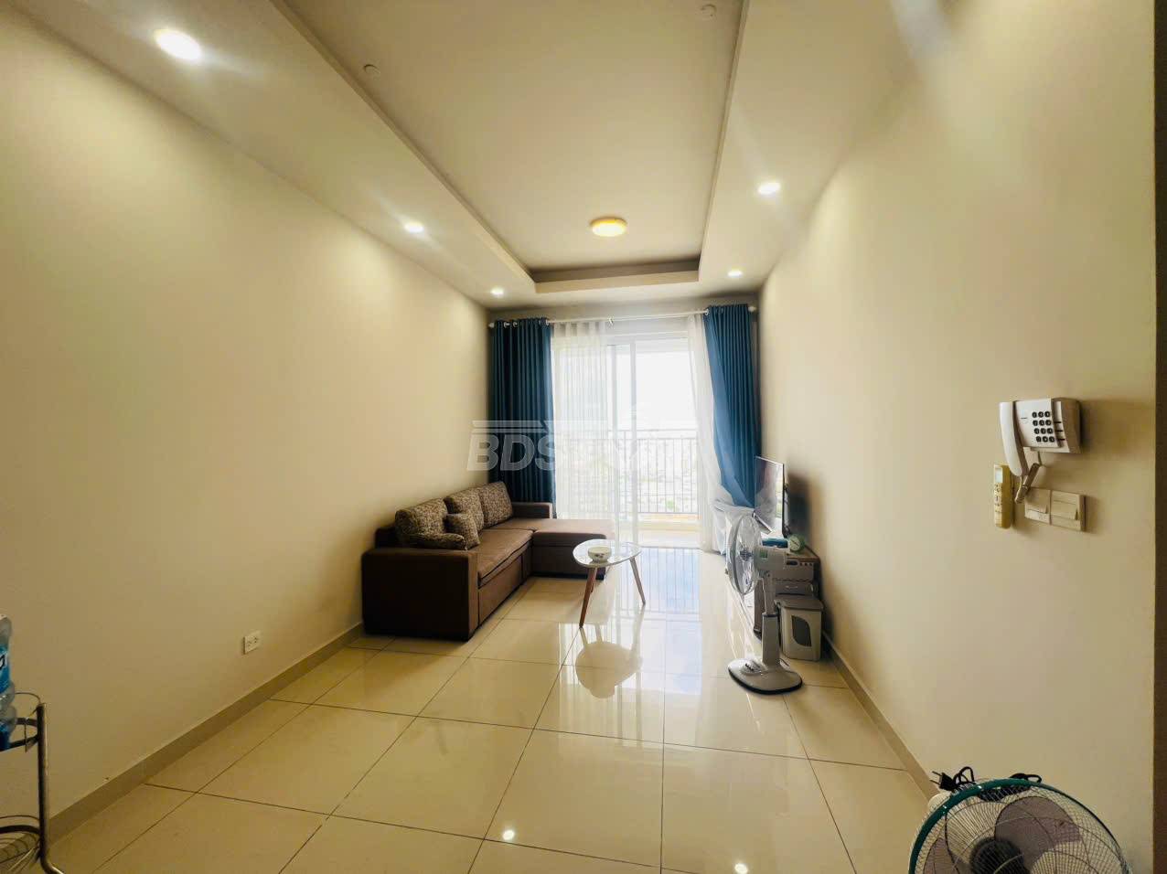 Phòng khách của căn hộ chung cư 2 phòng ngủ, 63m2, bán tại Richstar Residence