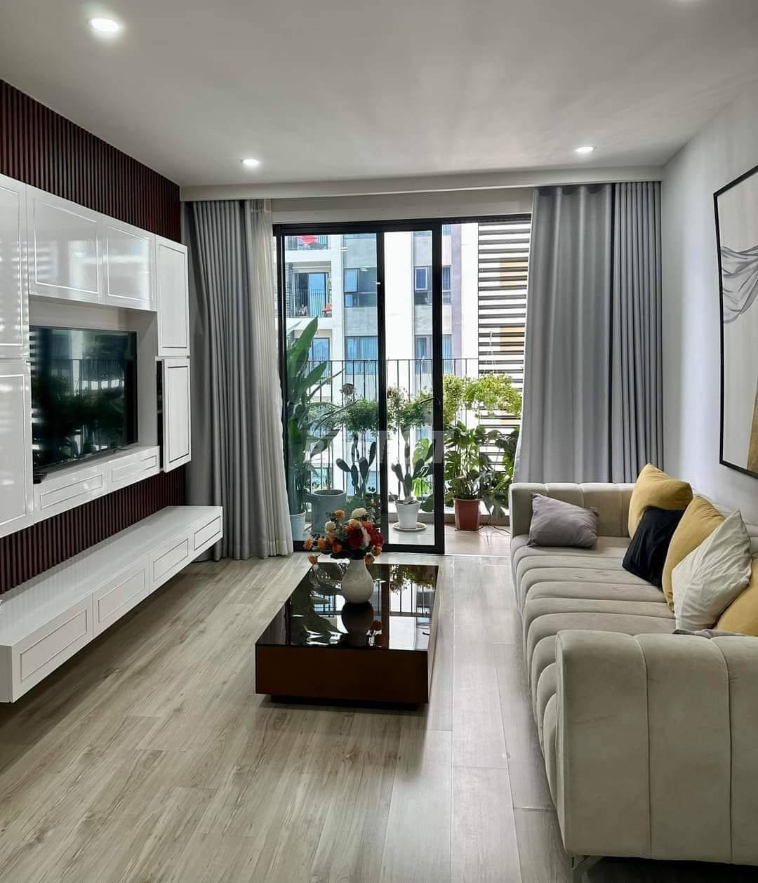 Phòng khách của căn hộ chung cư 2 phòng ngủ, 63m2, nội thất đầy đủ cho thuê tại Richstar Residence