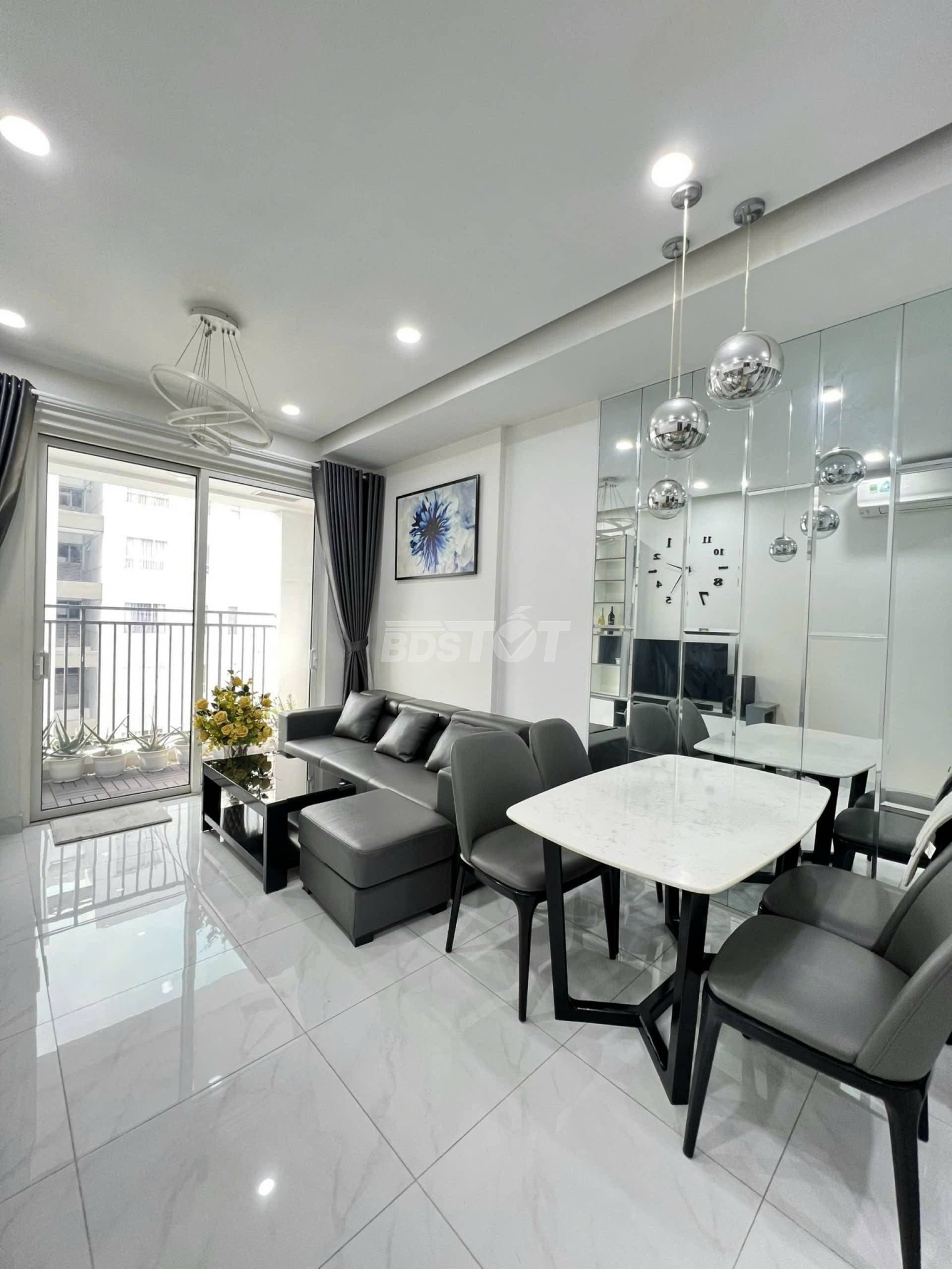 CHO THUÊ CĂN HỘ RICHSTAR 2PN NHÀ NỘI THẤT CƠ BẢN