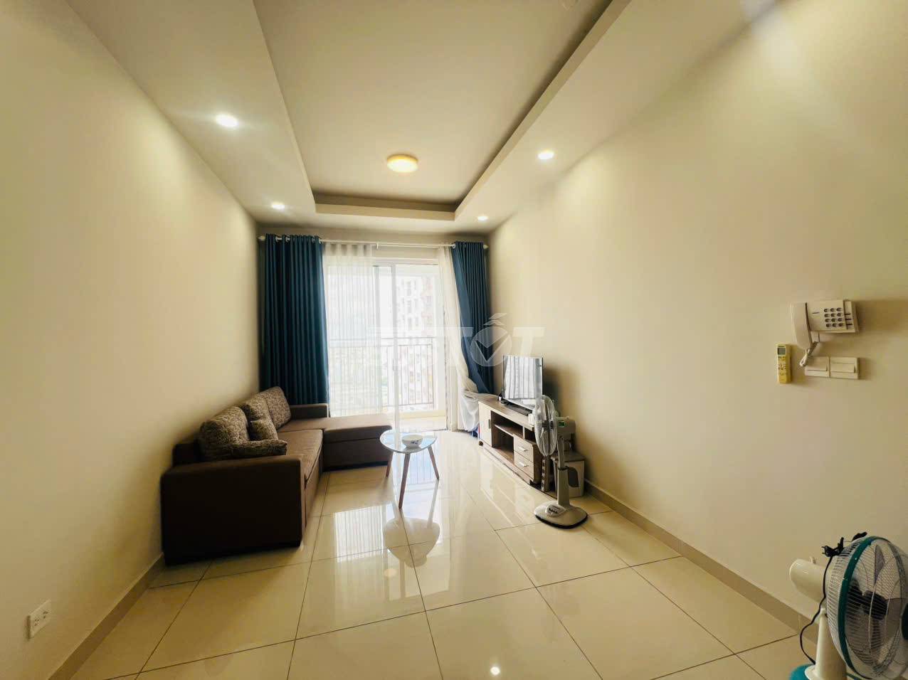 Phòng khách của căn hộ chung cư 2 phòng ngủ, 65m2, bán tại Richstar Residence