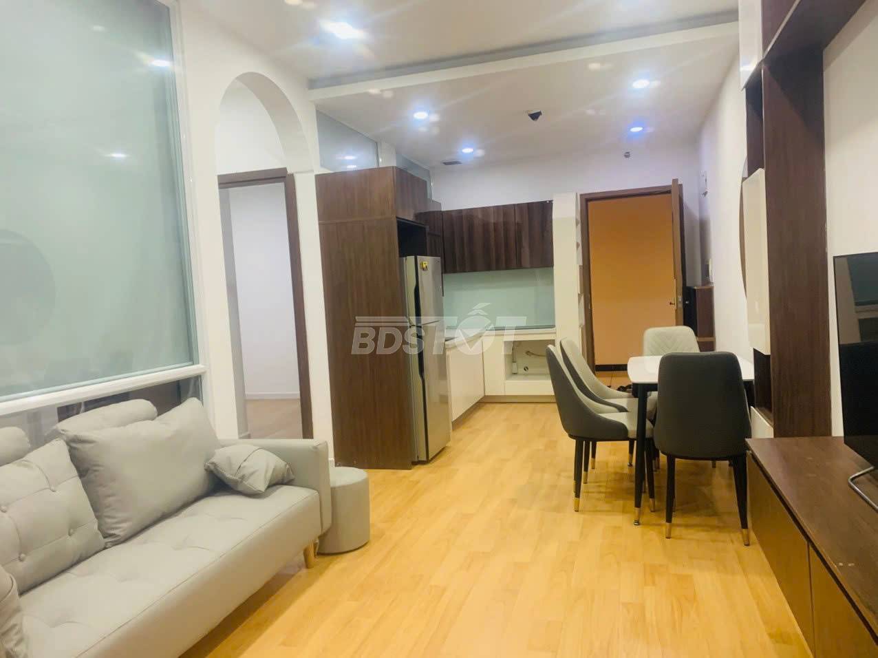 Phòng khách của căn hộ chung cư 2 phòng ngủ, 53m2, bán tại Richstar Residence