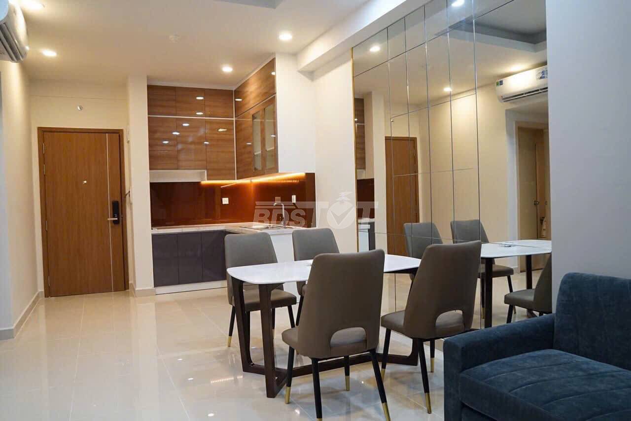 Phòng khách của căn hộ chung cư 2 phòng ngủ, 65m2, nội thất đầy đủ cho thuê tại Richstar Residence