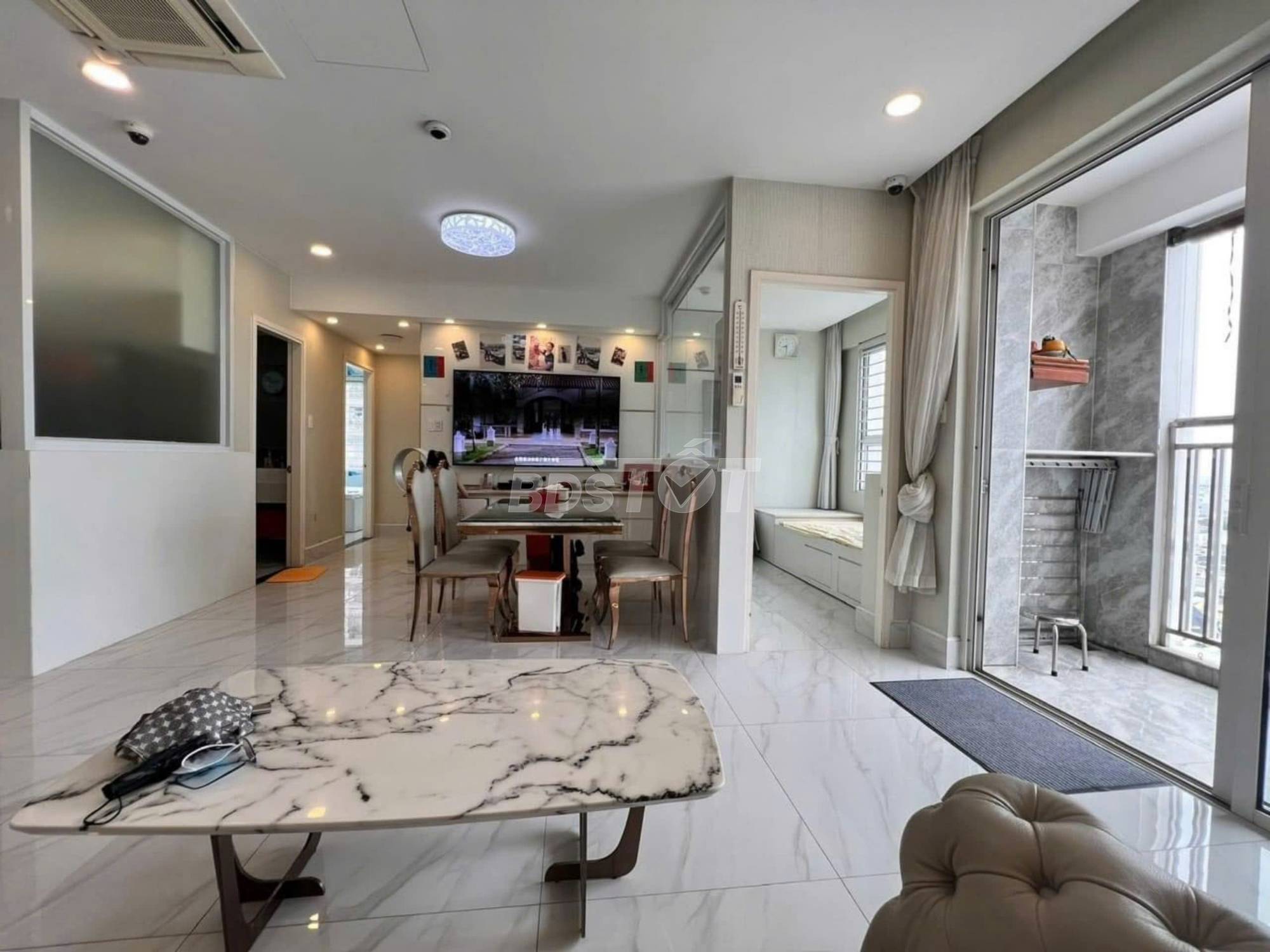 Phòng khách của căn hộ chung cư tại Richstar 1, Richstar Residence