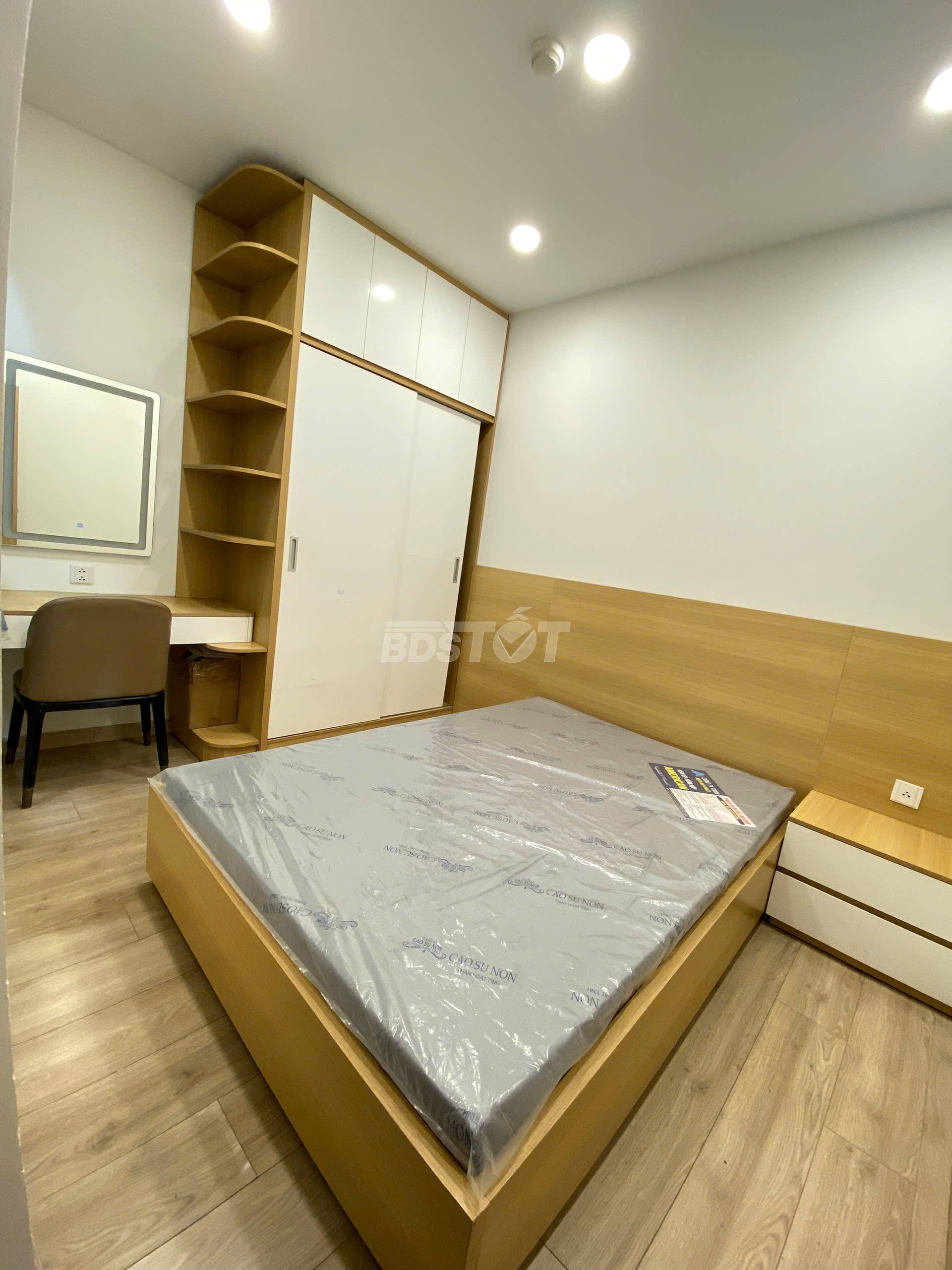 Phòng ngủ của căn hộ chung cư 2 phòng ngủ, 66m2, nội thất đầy đủ cho thuê tại Celadon City