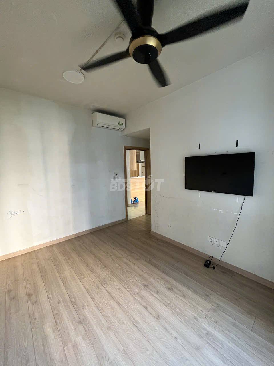 Phòng ngủ của căn hộ chung cư 2 phòng ngủ, 71m2, nội thất đầy đủ bán tại Celadon City