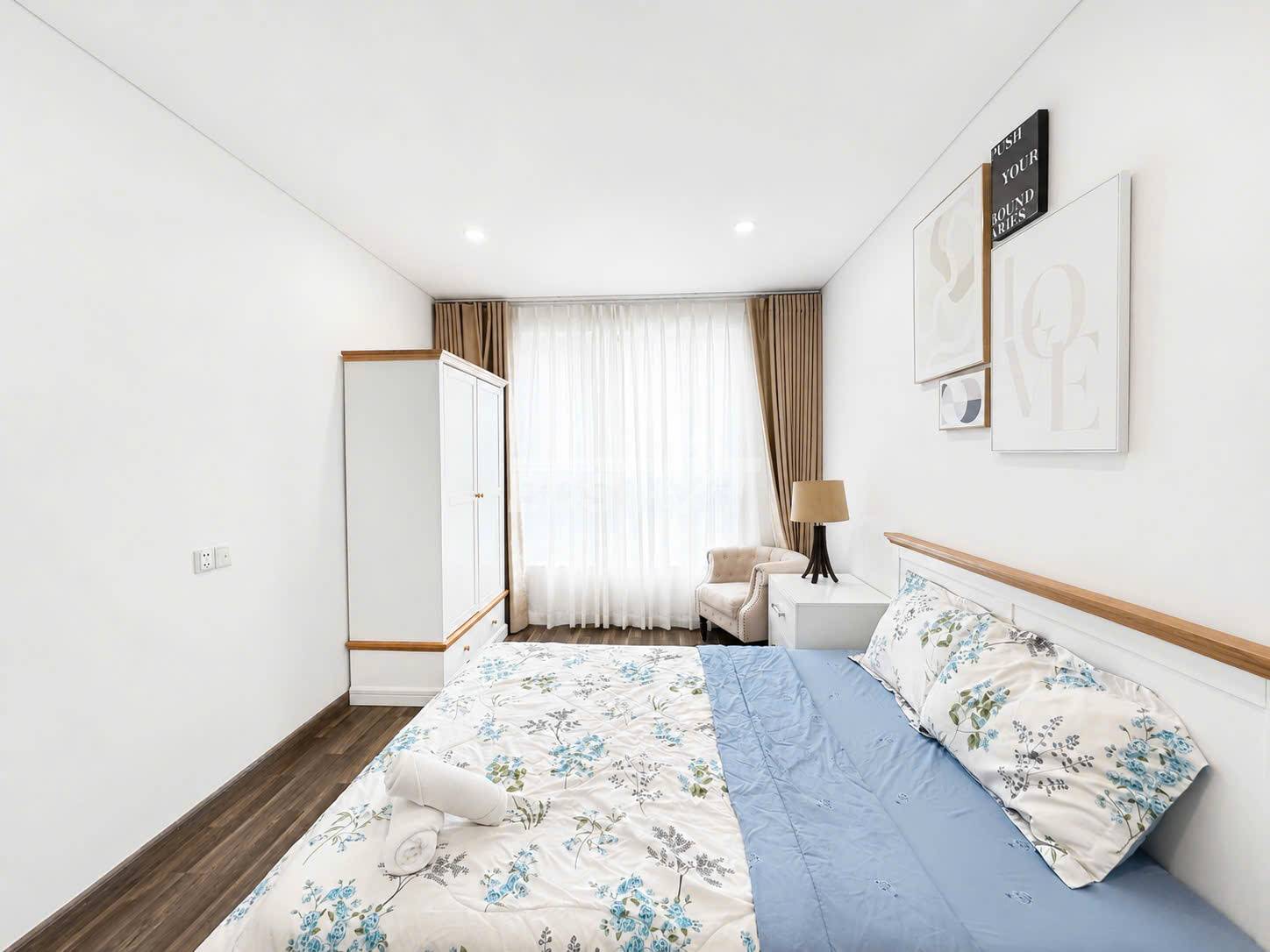 Phòng ngủ của căn hộ chung cư 3 phòng ngủ, 107m2, nội thất đầy đủ cho thuê tại Hà Đô Centrosa Garden