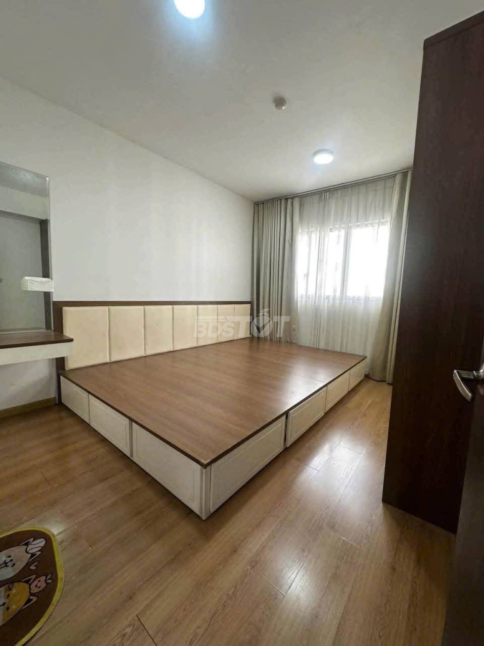 Phòng ngủ của căn hộ chung cư 3 phòng ngủ, 75m2, nội thất đầy đủ cho thuê tại Celadon City