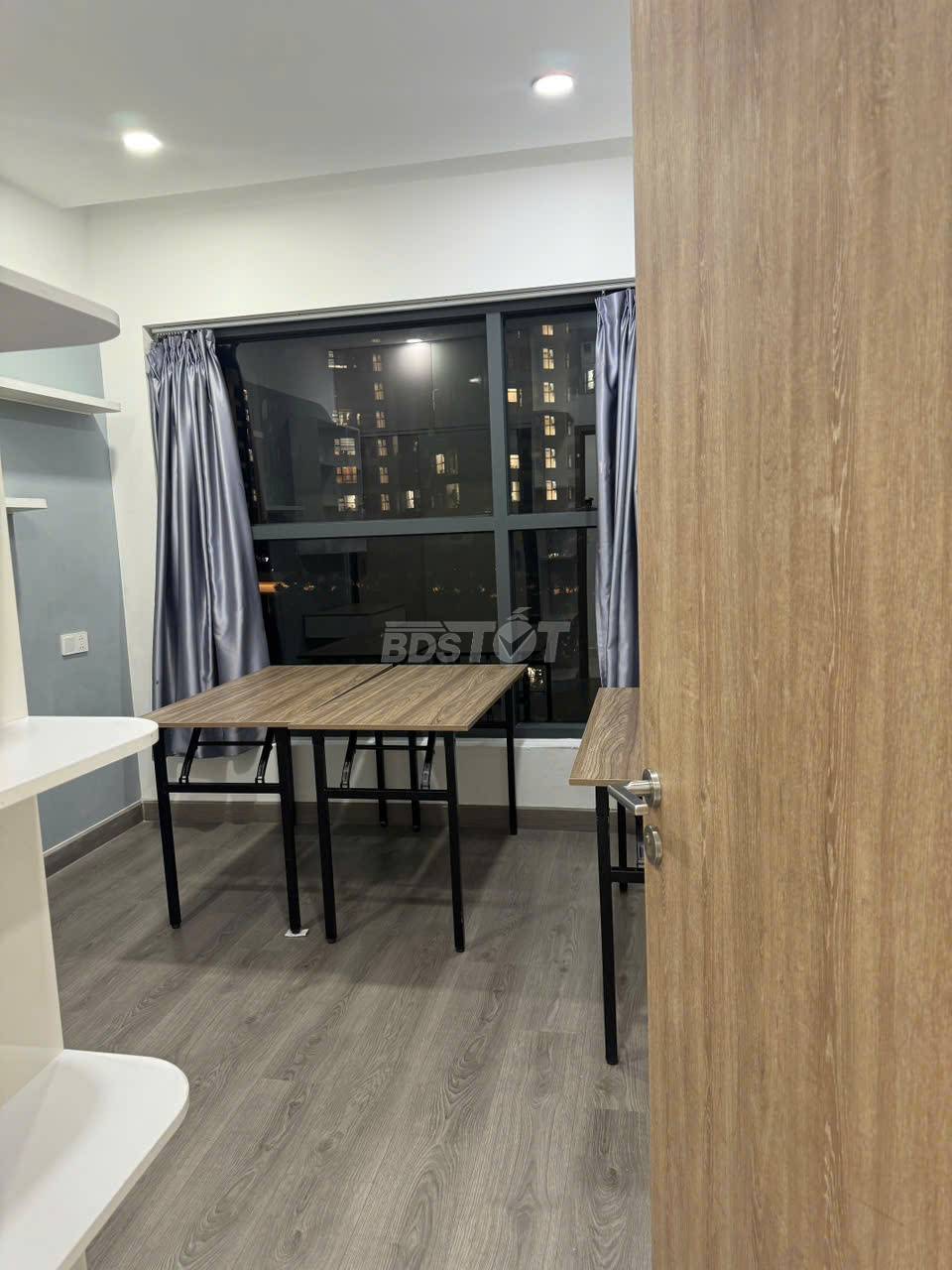 Phòng ngủ của căn hộ chung cư 3 phòng ngủ, 106m2, nội thất đầy đủ cho thuê tại Celadon City