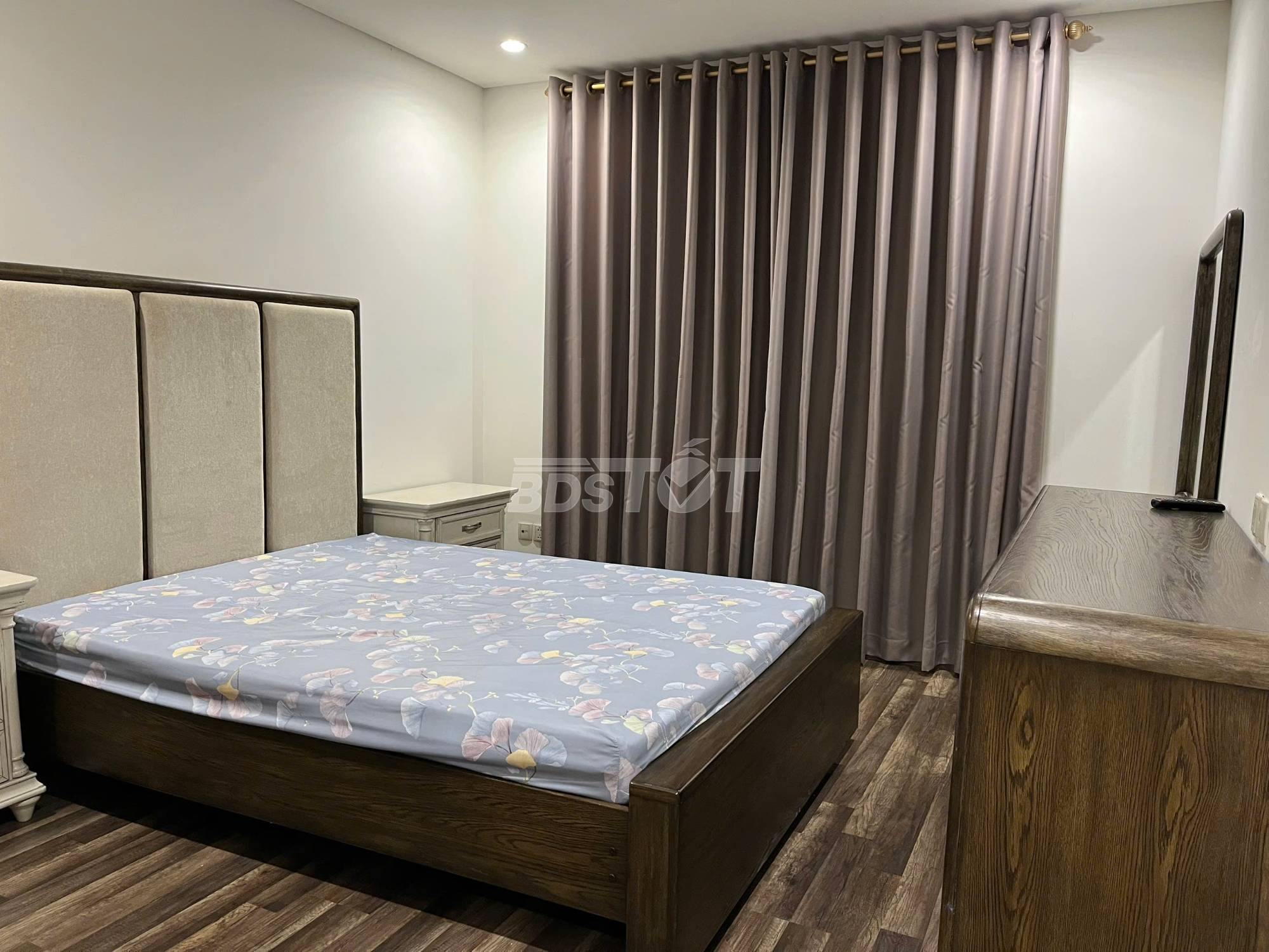 Phòng ngủ của căn hộ chung cư 2 phòng ngủ, 86m2, nội thất đầy đủ cho thuê tại Hà Đô Centrosa Garden