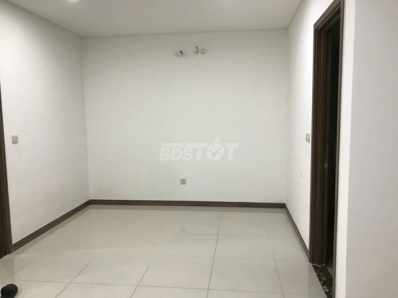 Phòng ngủ của căn hộ chung cư 1 phòng ngủ, 60m2, nội thất cơ bản cho thuê tại Hà Đô Centrosa Garden