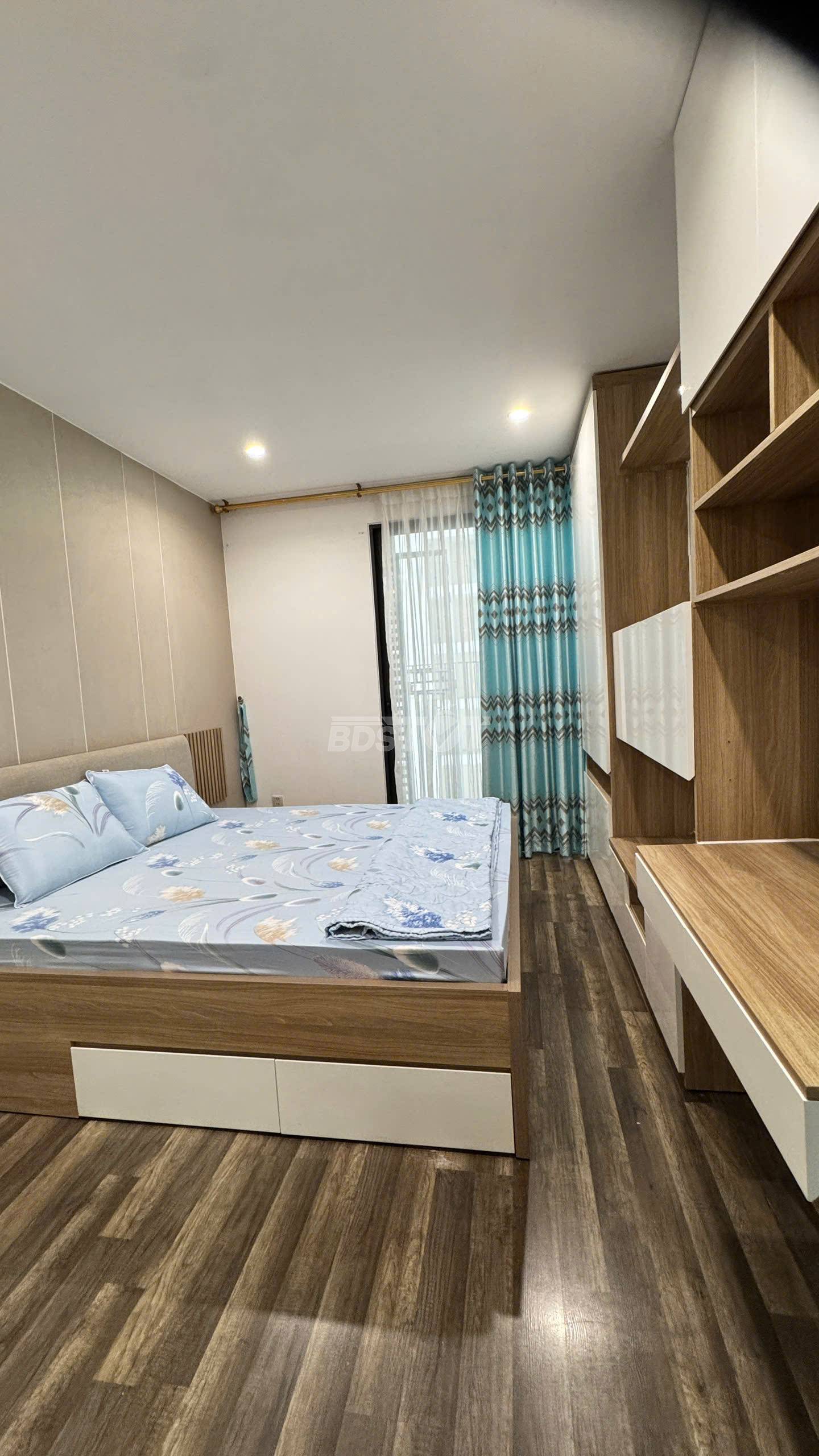 Phòng ngủ master của căn hộ chung cư 3 phòng ngủ, 107m2, nội thất đầy đủ cho thuê tại Hà Đô Centrosa Garden