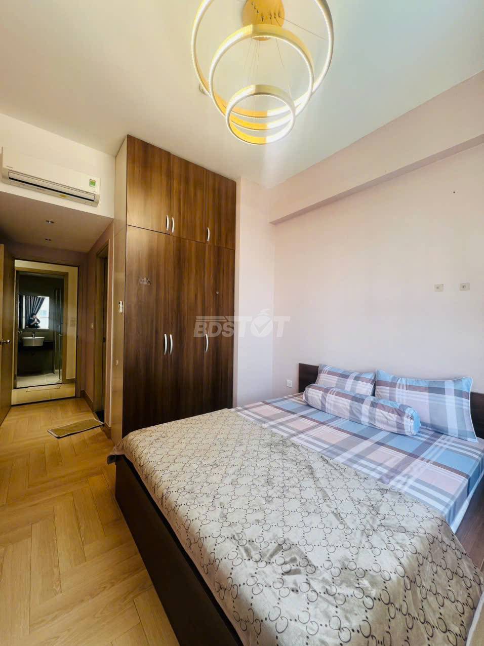 Phòng ngủ master của căn hộ chung cư 2 phòng ngủ, 65m2, nội thất đầy đủ cho thuê tại Richstar Residence