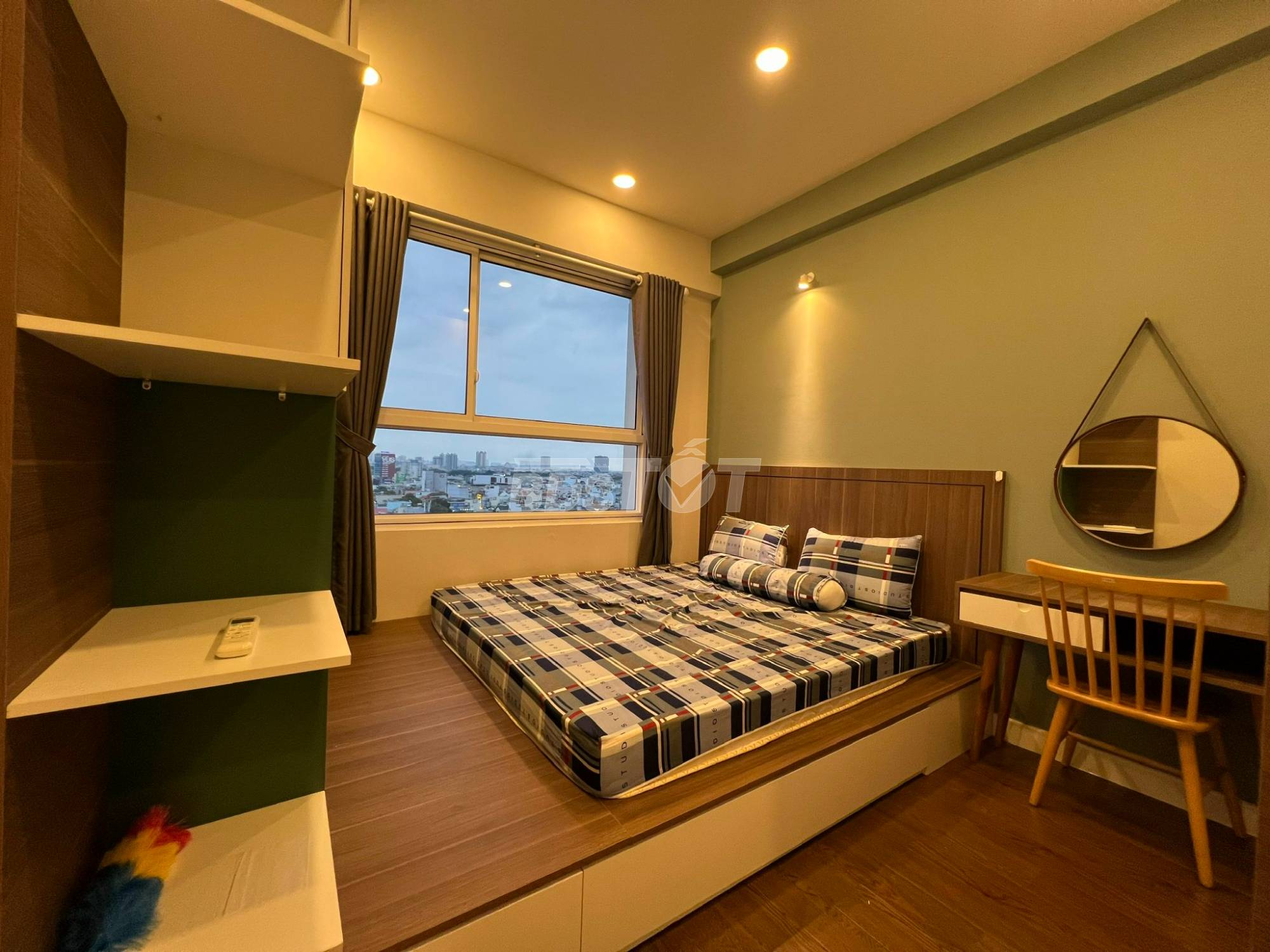 Phòng ngủ master của căn hộ chung cư 2 phòng ngủ, 65m2, nội thất đầy đủ cho thuê tại Richstar Residence