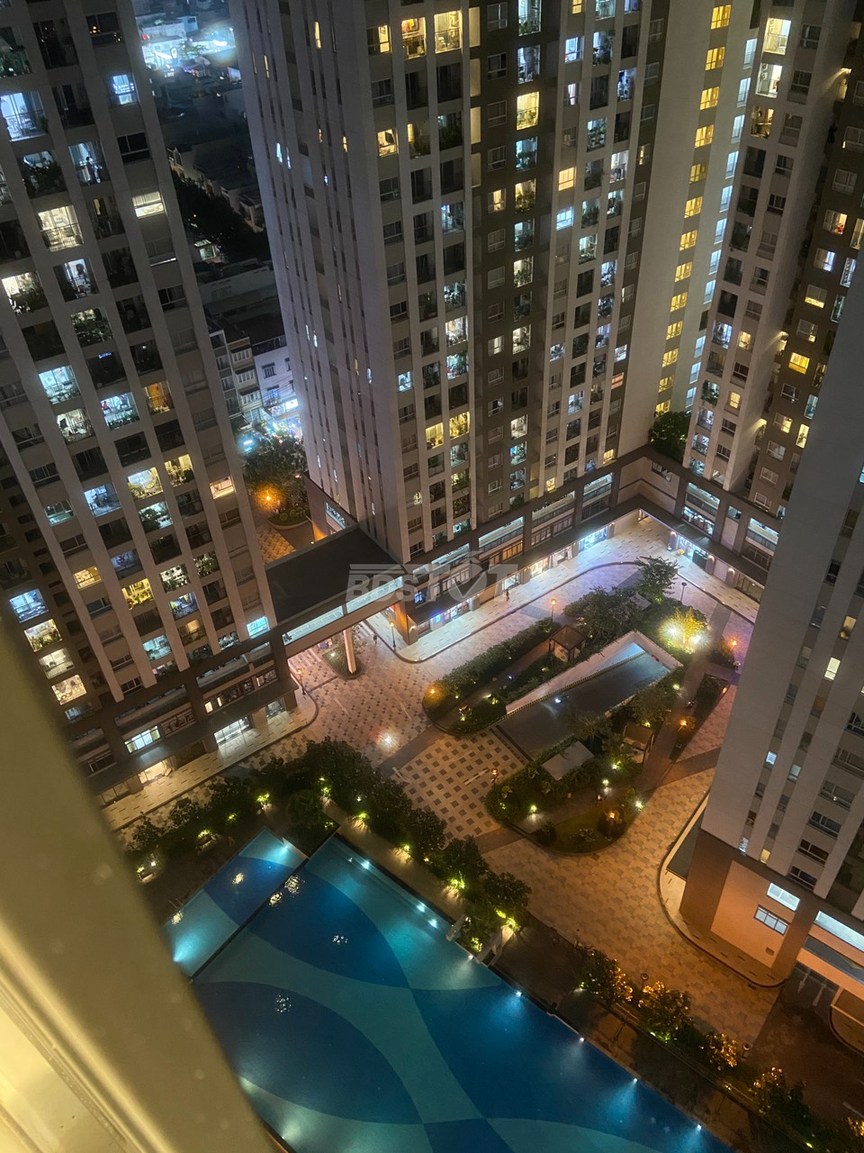 View hồ bơi Richstar 1