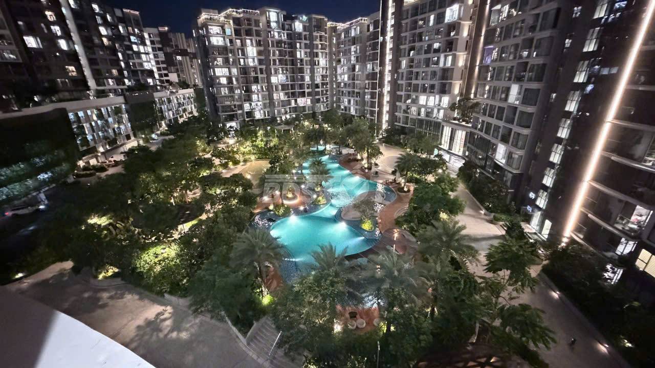 View nội khu từ căn hộ chung cư 2 phòng ngủ, 60m2, nội thất đầy đủ cho thuê tại Chung Cư Emerald, Celadon City